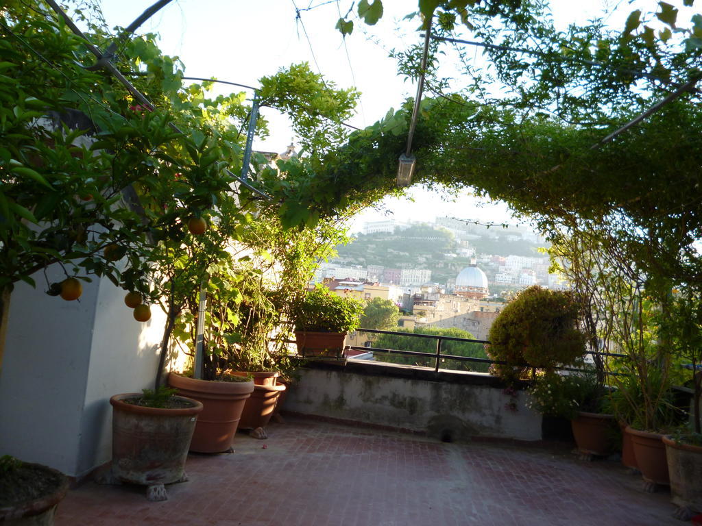 Come D'Incanto A Napoli Экстерьер фото